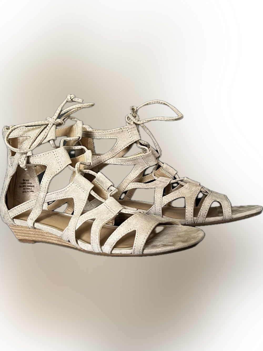 8M Crown Vintage Beige Lace-Up Cutout Gladiator Sandals